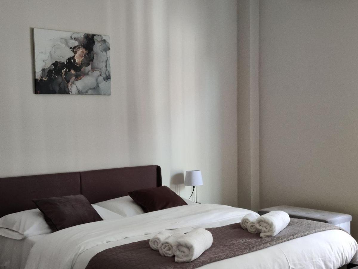 Elpida Apartment เรจโจ ดี คาลาเบีย ภายนอก รูปภาพ